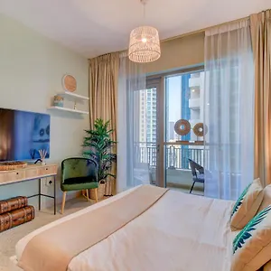 Durrani Homes - Luxurious Near Mall With Pool View Dubaï